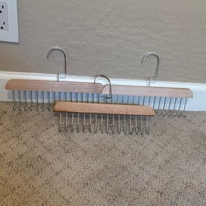 Wooden Belt/purse/scarf Hangers with Metal Hooks